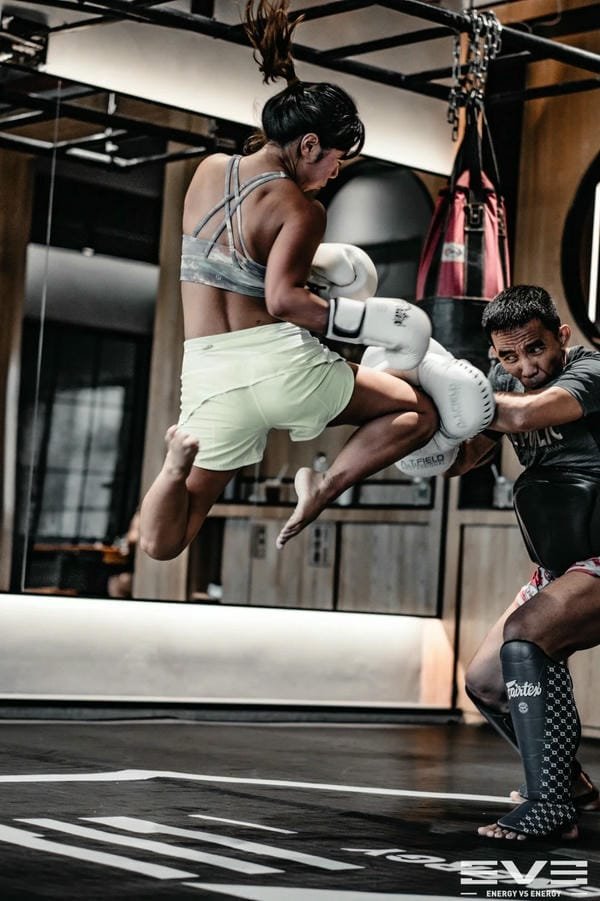 176+ Ảnh dí nhau cực căng với những màn combat đầy kịch tính 15 ảnh dí nhau 15
