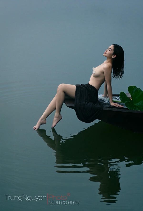 ảnh gái xinh nude 12