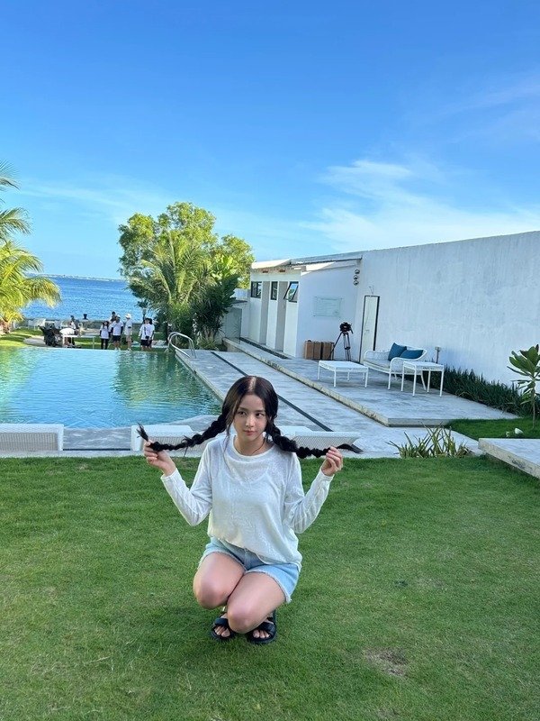 145+ Ảnh Jisoo đẹp chuẩn nữ thần Kpop dành cho người hâm mộ 28 ảnh jisoo 28