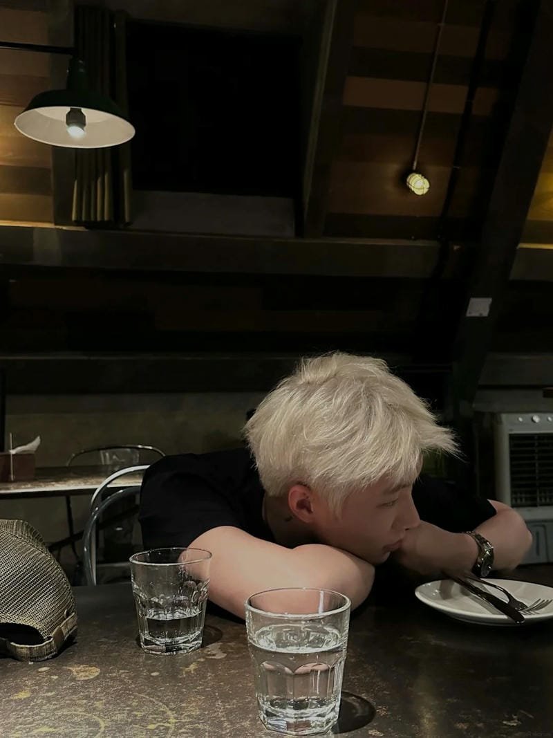 ảnh sad boy 8