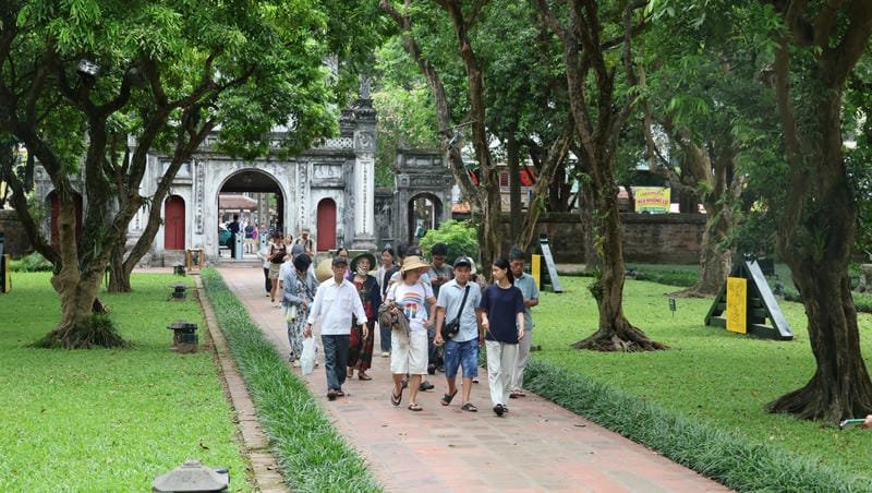 179+ Hình ảnh Văn Miếu Quốc Tử Giám lưu giữ vẻ đẹp nghìn năm 19 hình ảnh của văn miếu quốc tử giám 19