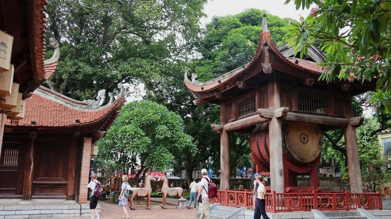 179+ Hình ảnh Văn Miếu Quốc Tử Giám lưu giữ vẻ đẹp nghìn năm 30 hình ảnh của văn miếu quốc tử giám 30