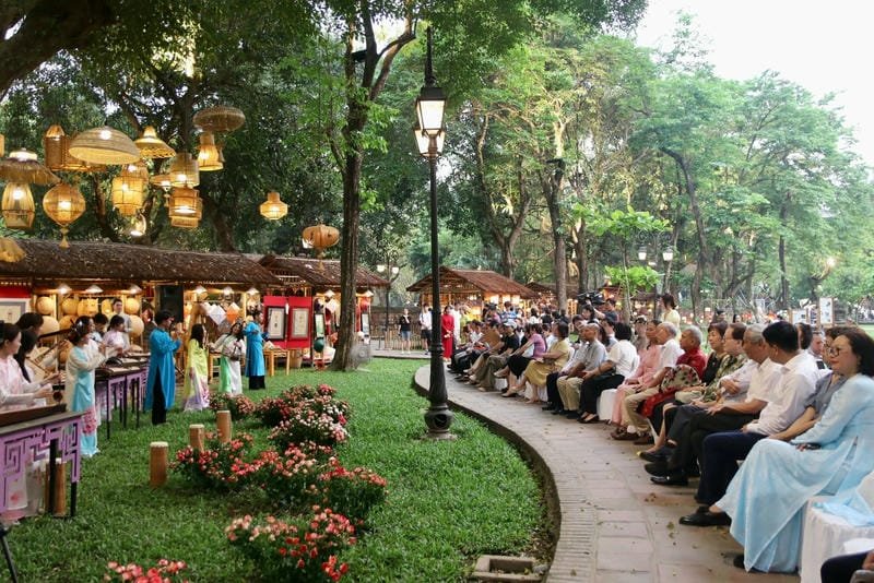 179+ Hình ảnh Văn Miếu Quốc Tử Giám lưu giữ vẻ đẹp nghìn năm 8 hình ảnh của văn miếu quốc tử giám 8