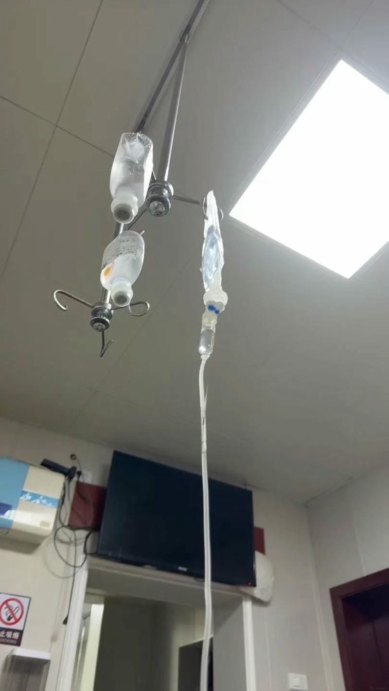 180+ Truyền nước tại nhà ảnh thật từ nhiều góc chụp thực tế 13 truyền nước tại nhà ảnh thật 13