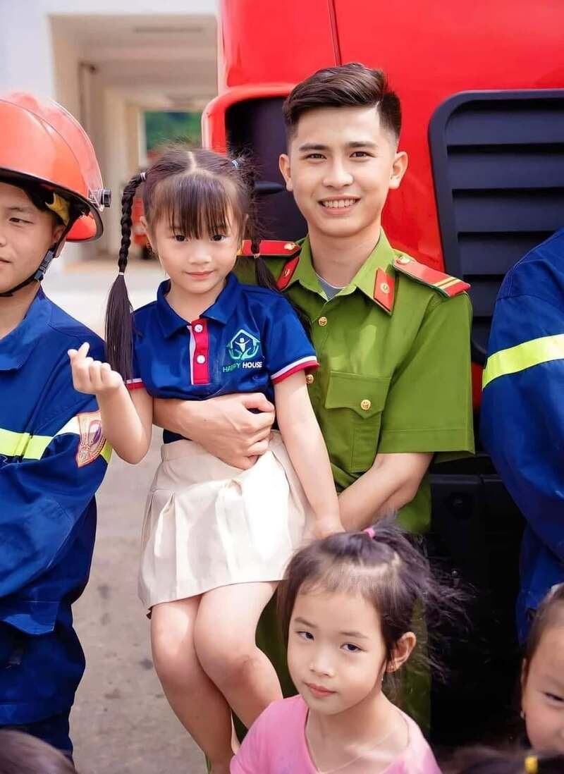 ảnh công an 5