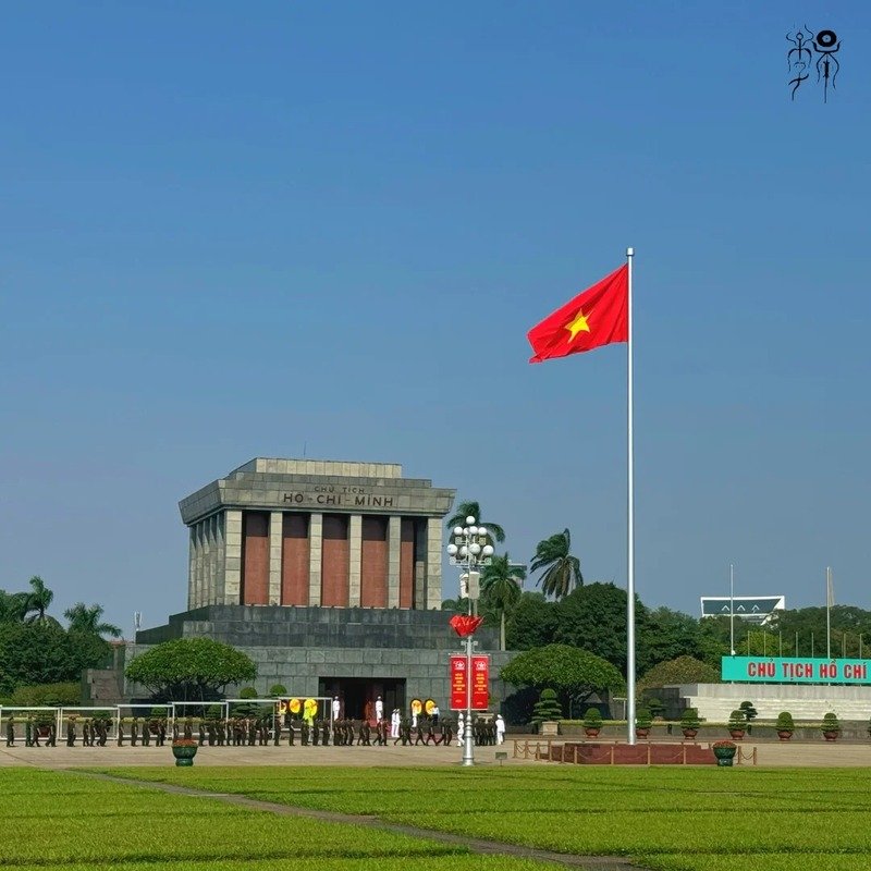 99+ Ảnh Lăng Bác trang nghiêm và bình yên trong mọi góc nhìn 12 ảnh lăng bác 19