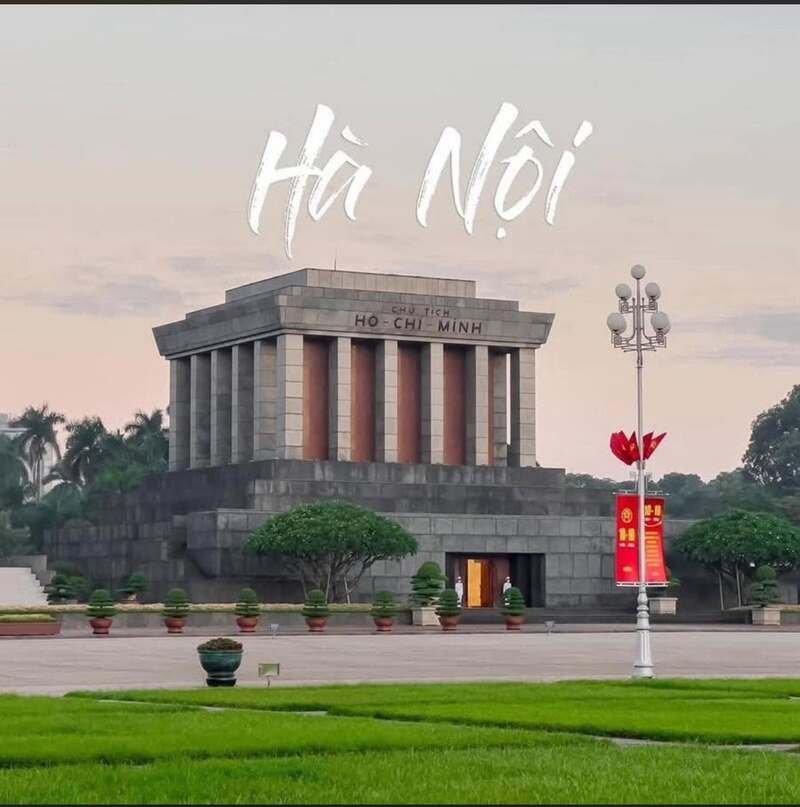 99+ Ảnh Lăng Bác trang nghiêm và bình yên trong mọi góc nhìn 29 ảnh lăng bác 2