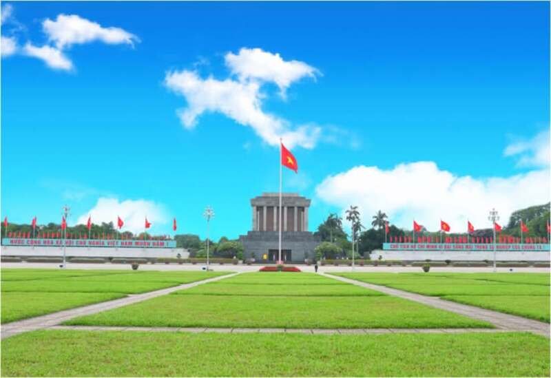 99+ Ảnh Lăng Bác trang nghiêm và bình yên trong mọi góc nhìn 11 ảnh lăng bác 20
