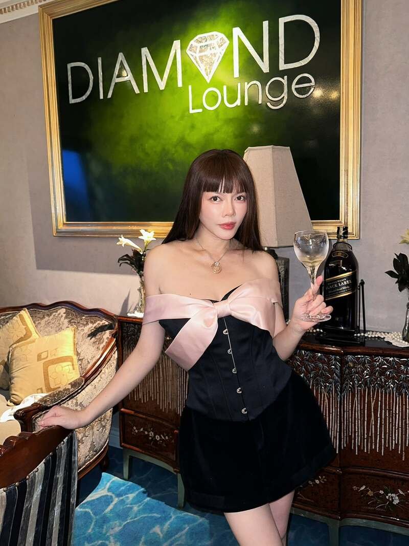 ảnh lý nhã kỳ 7