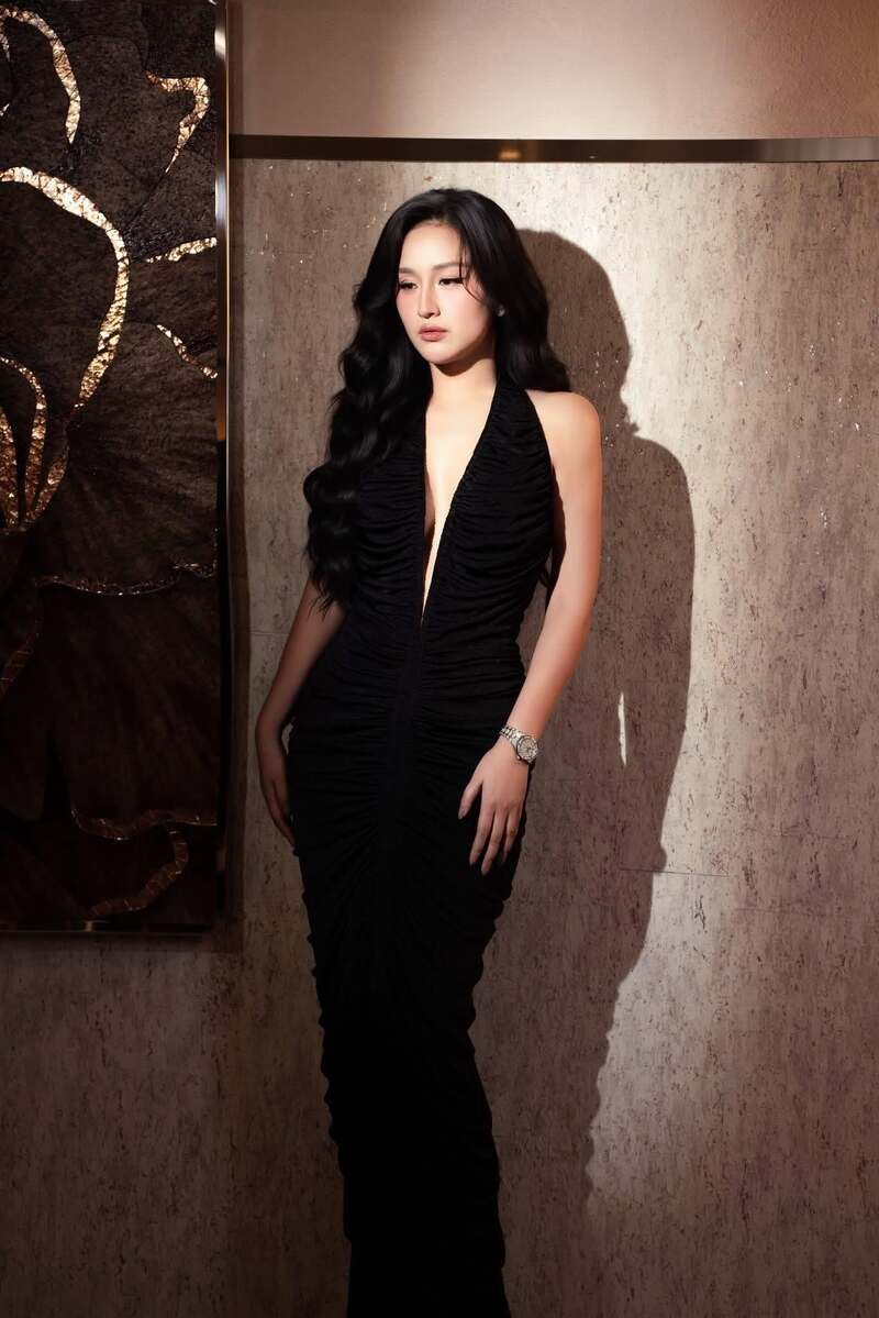 ảnh mai phương thuý 24