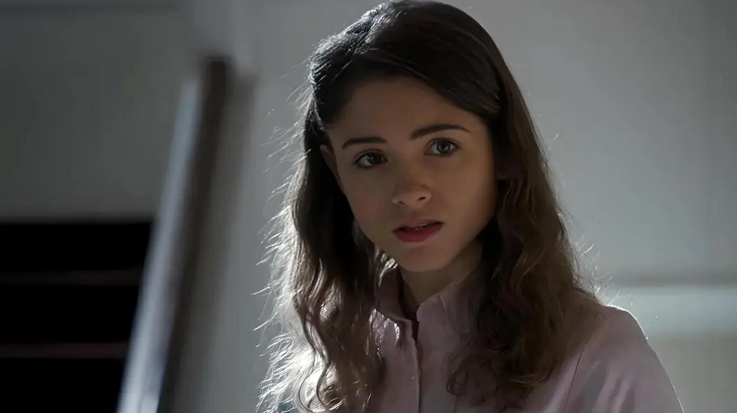 Nancy Stranger là ai? Hé lộ toàn bộ thông tin về cô nàng mạnh mẽ 1 Natalia Dyer trong vai Nancy Wheeler