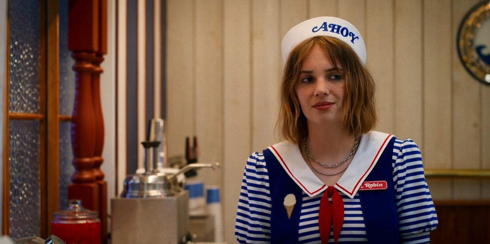 Robin Buckley Là Ai? Hé Lộ Bí Mật Nhân Vật Stranger Things 1 Robin Buckley - Nhân vật Stranger Things