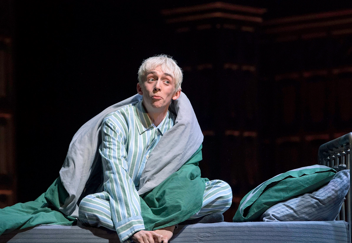 Draco Malfoy là ai? Chân dung kẻ phản diện có sức hút nhất Harry Potter 6 Scorpius Malfoy, con trai của Draco