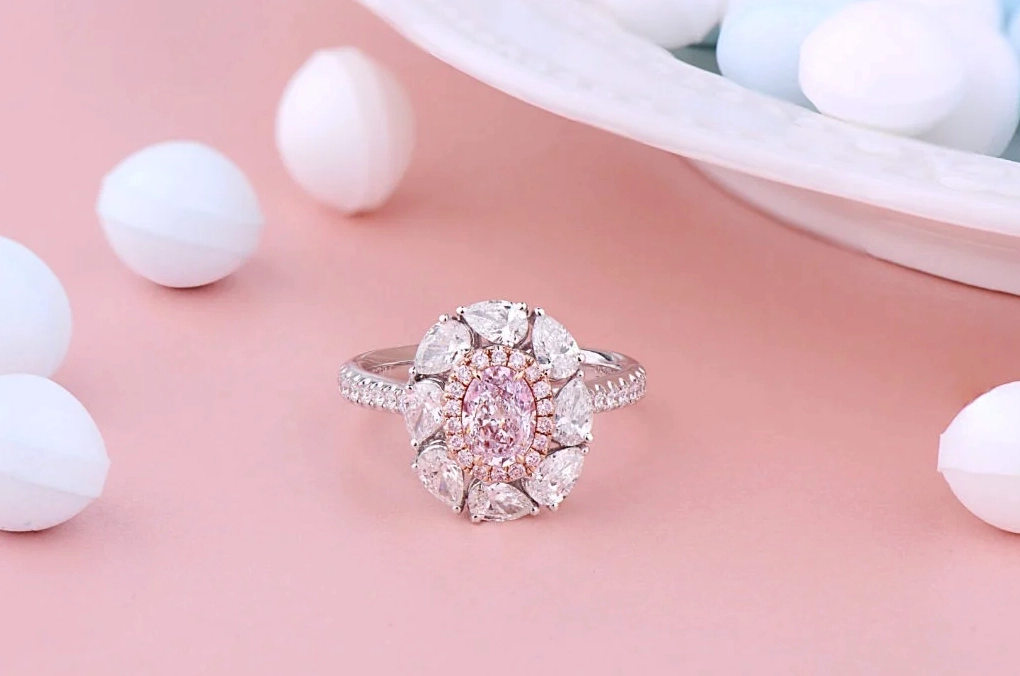 Xu hướng trang sức kim cương hồng